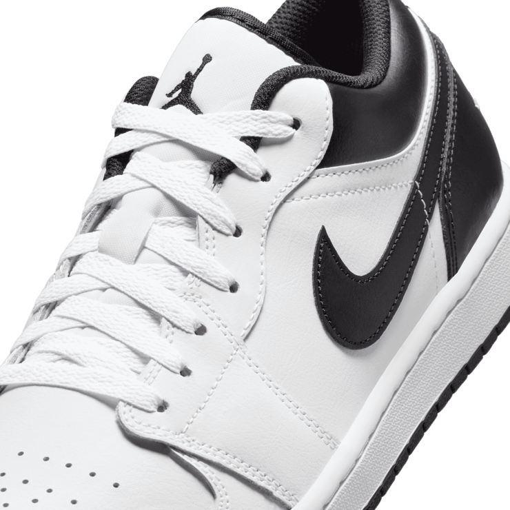 Air Jordan 1 Low White Black Angle 4