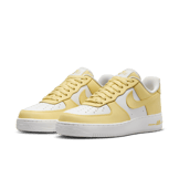 Nike Air Force 1 Low Light Lemon Venom Angle 3