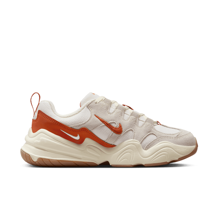 Nike Tech Hera Angle 1