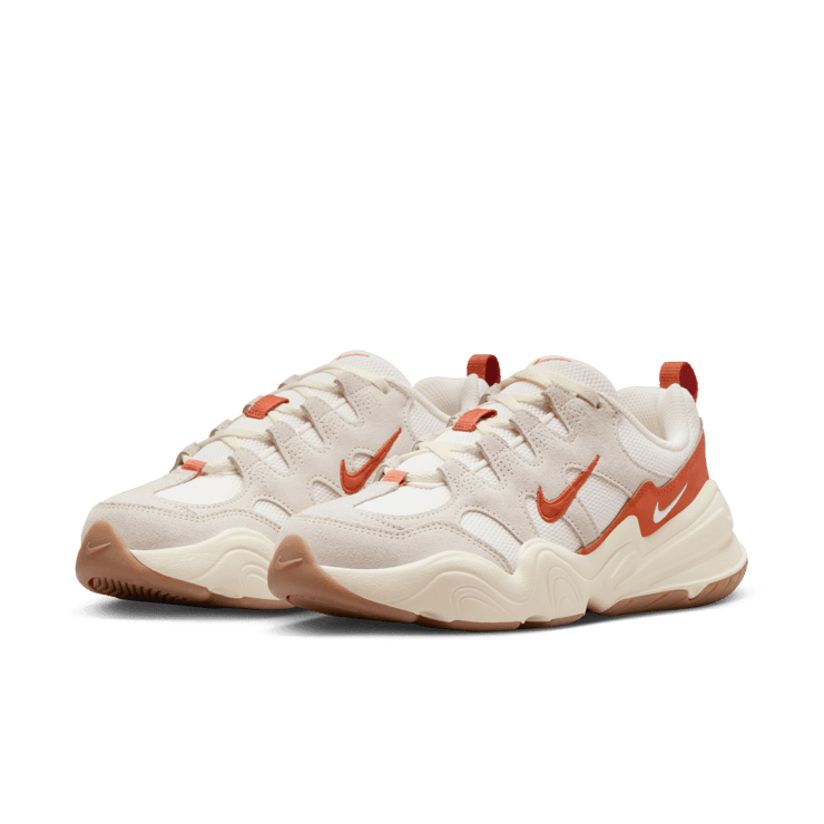 Nike Tech Hera Angle 3