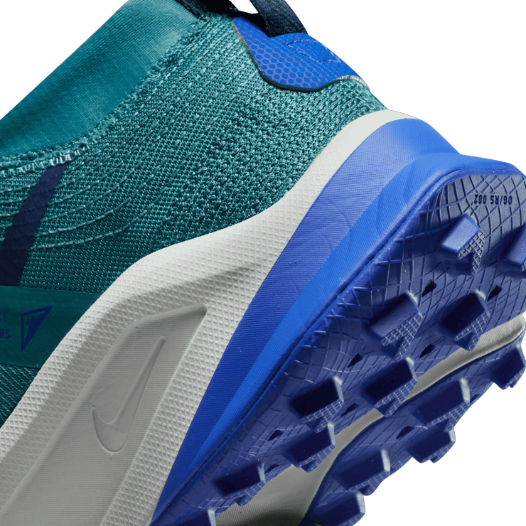 Nike ZoomX Zegama 'Mineral Teal Racer Blue' Angle 5