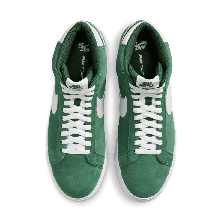 Nike SB Zoom Blazer Mid Skate Angle 1