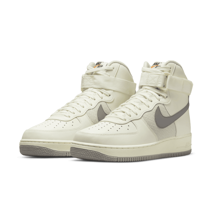 Nike Air Force 1 High LV8 Sail Medium Grey Angle 2