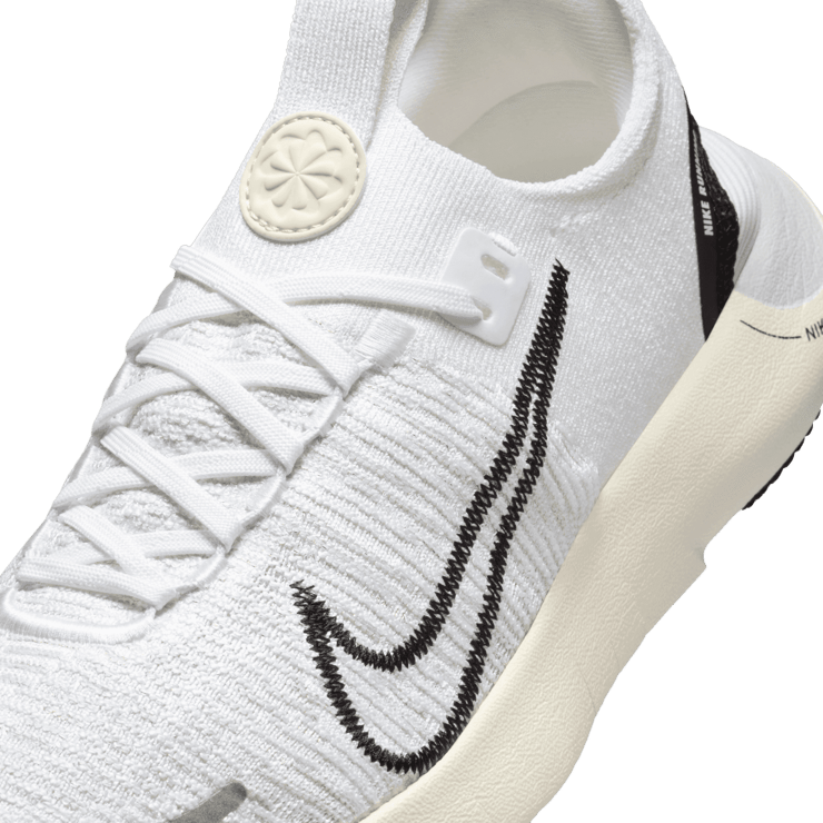 Nike Free RN NN Road Angle 4