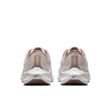 Nike Pegasus 40 Road (Wide) Angle 3