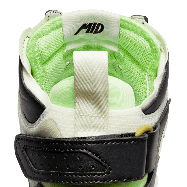 Nike Air Force 1 Mid React Black Ghost Green Angle 6