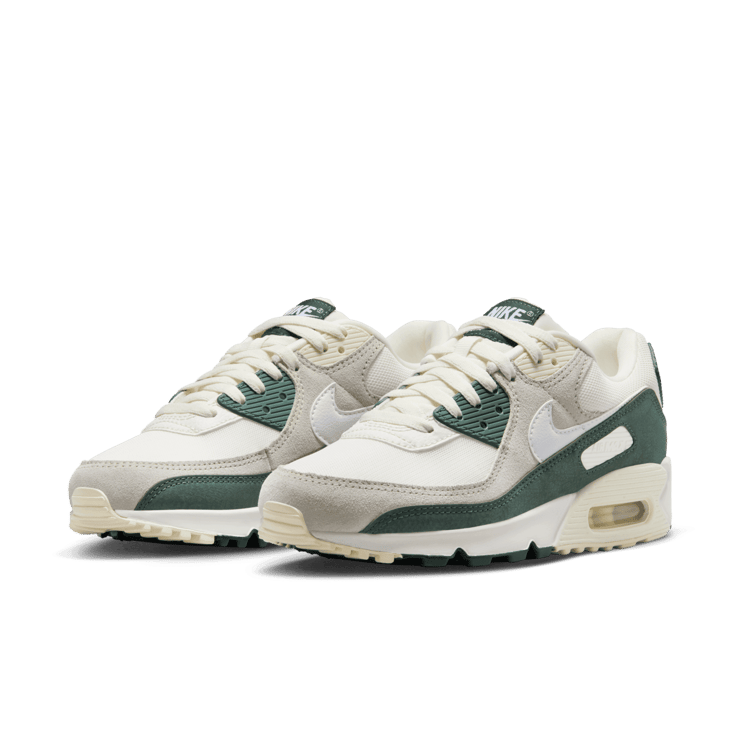 Nike Air Max 90 Vintage Green (W) Angle 3