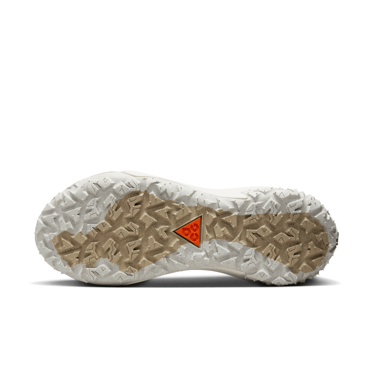 Nike ACG Mountain Fly 2 Low GTX Dark Smoke Grey Light Orewood Brown Angle 0