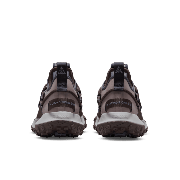 Nike ACG Mountain Fly Low Ironstone Angle 3