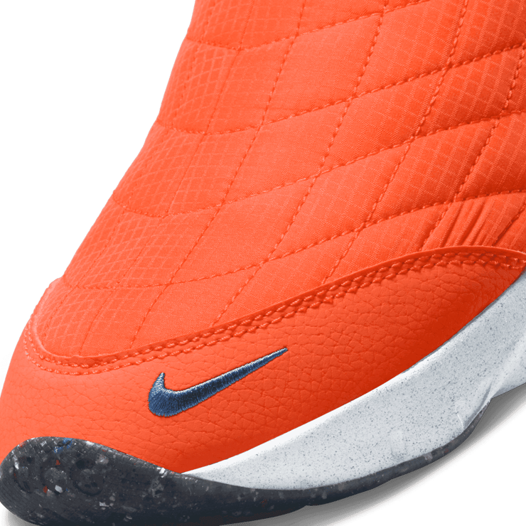 Nike ACG Moc 3.5 Rush Orange Angle 4