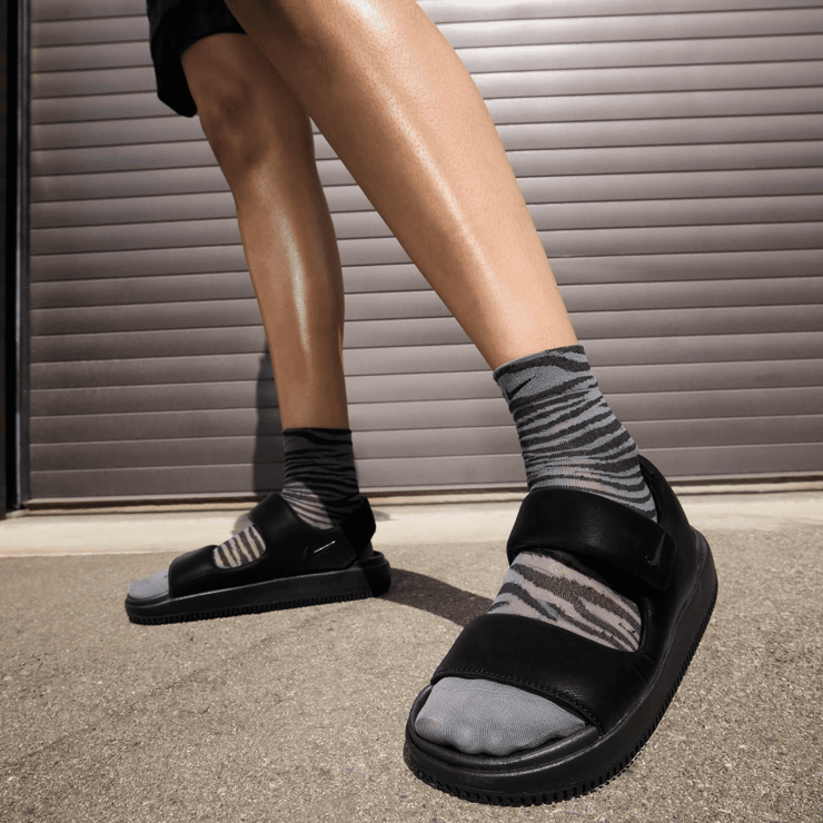 ★大人気★【NIKE】W CALM SANDAL BLACK ★早期完売★ Nike Calm Sandal Black (W) - FJ6043-001 Release Info