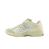 New Balance 1906R Lunar New Year Cream Angle 0