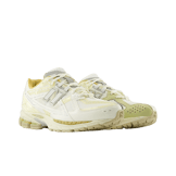 New Balance 1906R Lunar New Year Cream Angle 2