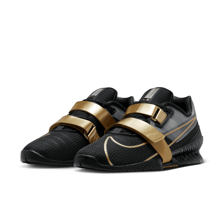 Nike Romaleos 4 'Black Metallic Gold' Angle 2