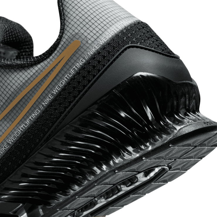 Nike Romaleos 4 'Black Metallic Gold' Angle 5