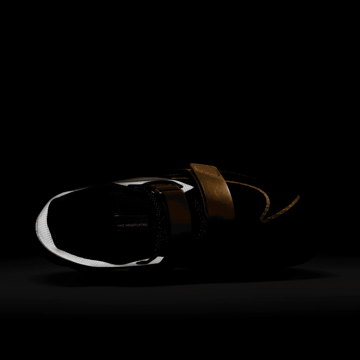 Nike Romaleos 4 'Black Metallic Gold' Angle 6