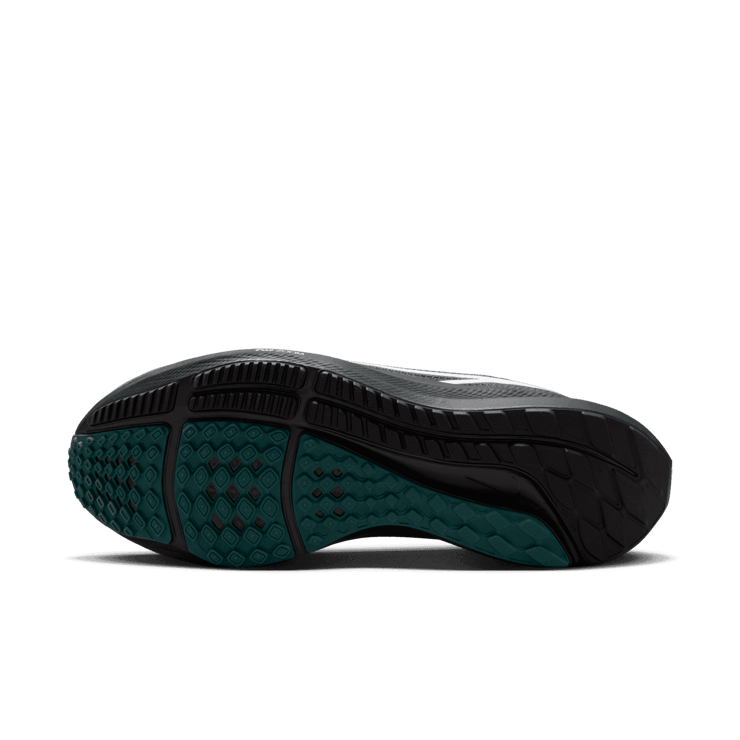 Nike Pegasus 40 (NFL Philadelphia Eagles) Road Angle 0