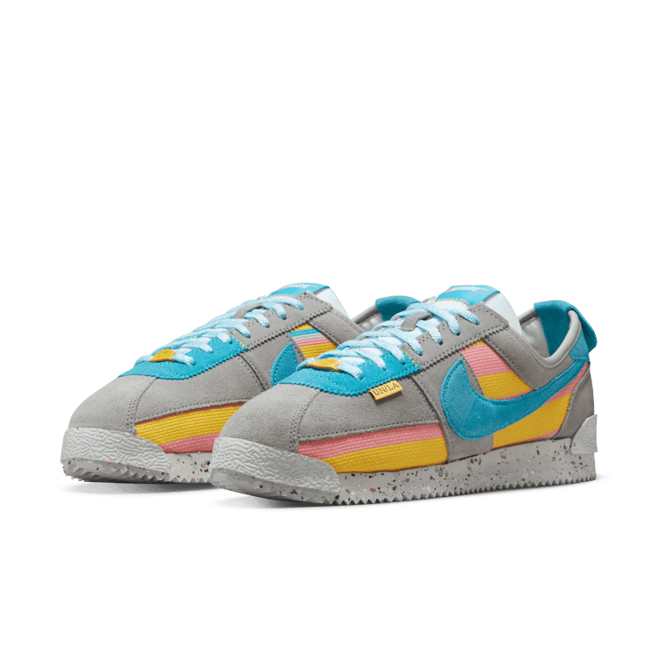 Nike Cortez Union Light Smoke Grey Angle 2