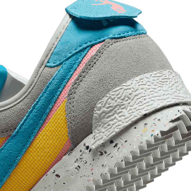 Nike Cortez Union Light Smoke Grey Angle 5