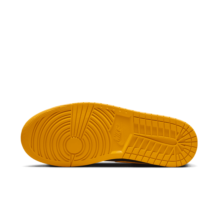 Air Jordan 1 Low Yellow Ochre Angle 0