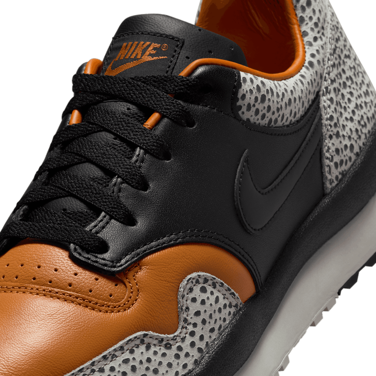 Nike Air Safari OG Angle 4