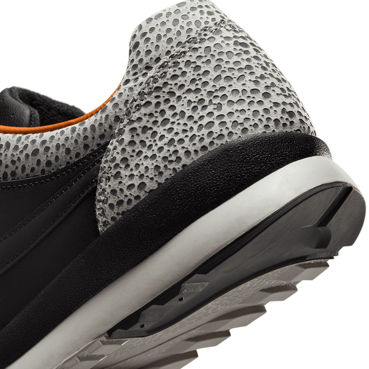 Nike Air Safari OG Angle 5