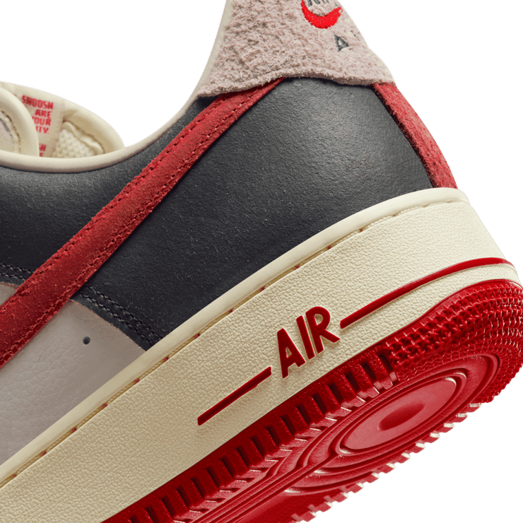 Nike Air Force 1 '07 Premium 'Chicago Pack' Angle 5