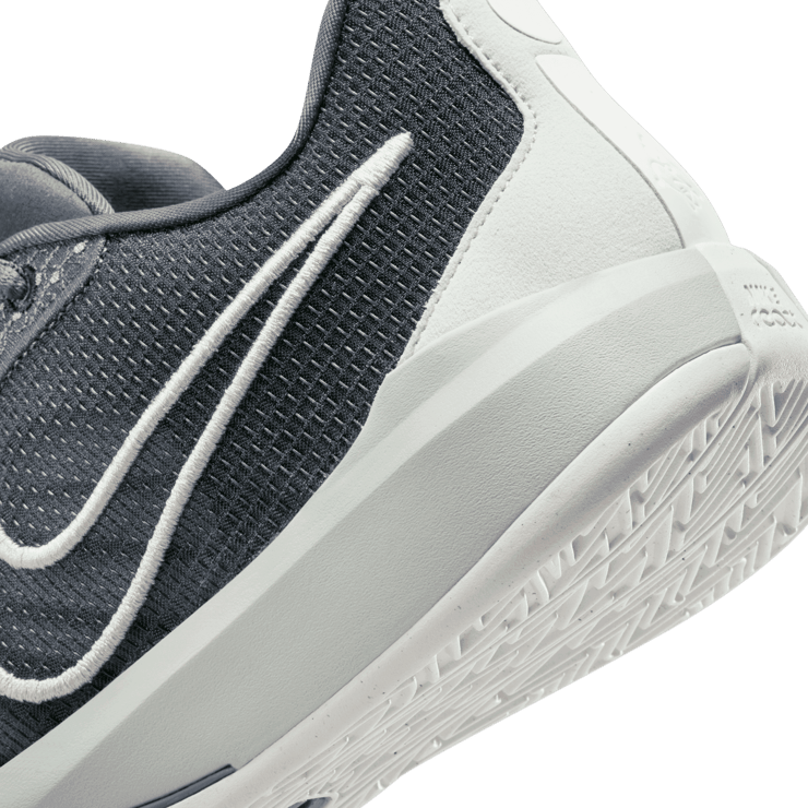 Nike Sabrina 1 Beyond Game (W) Angle 5