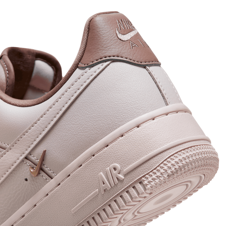 Nike Air Force 1 Low LX Pink Oxford (W) Angle 5
