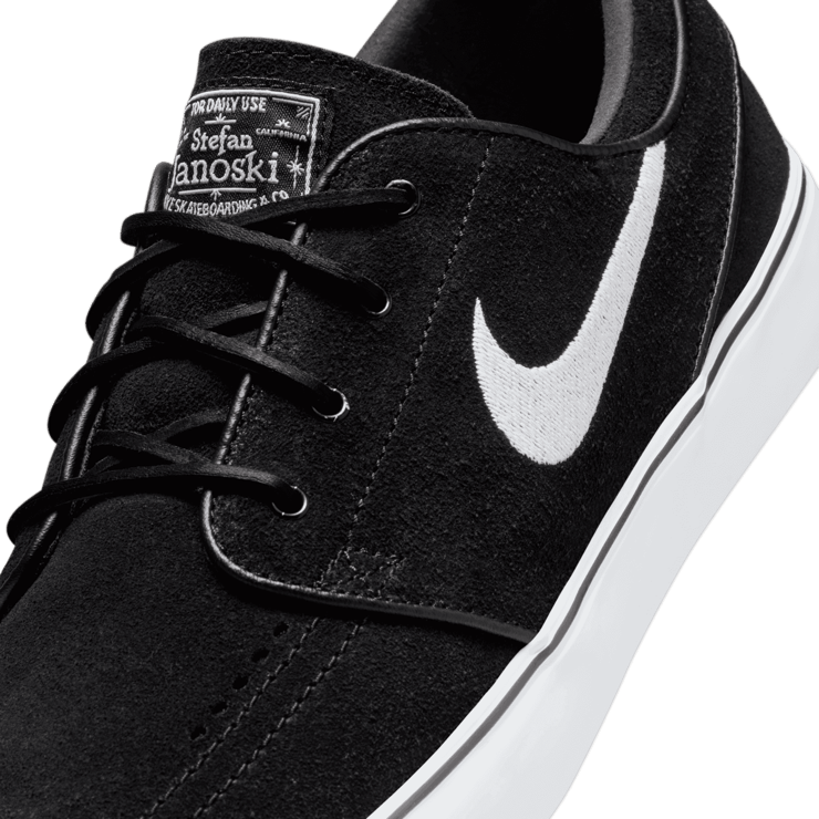 Nike SB Zoom Janoski OG+ Black White Angle 4