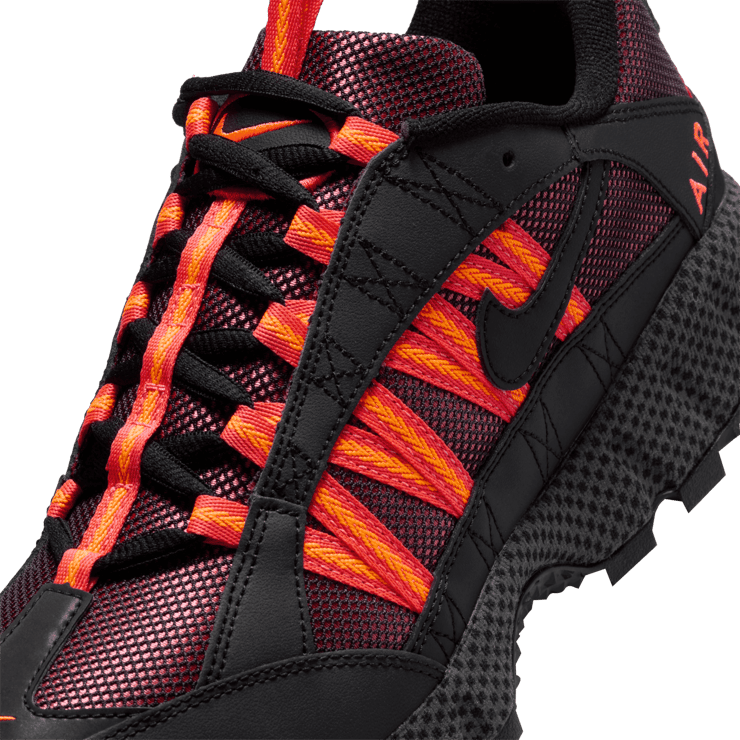 Nike Air Humara Black Bright Crimson Angle 4