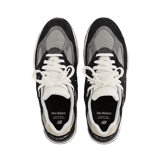 New Balance 990v2 MADE in USA Teddy Santis Black Angle 0