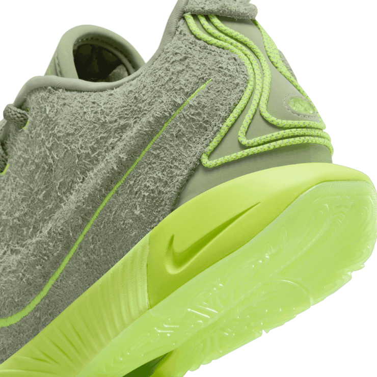 Nike LeBron 21 Algae Angle 5