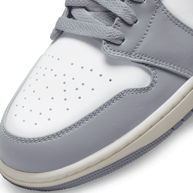 Jordan 1 Low Vintage Stealth Grey Angle 4