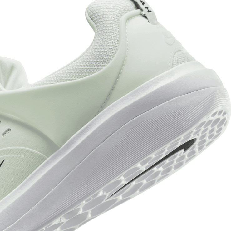 Nike SB Zoom Nyjah 3 SB 'Barely Green' Angle 5