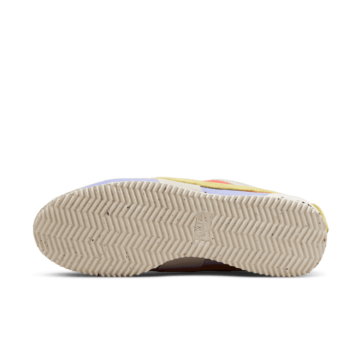 Nike Cortez Union Lemon Frost Angle 0