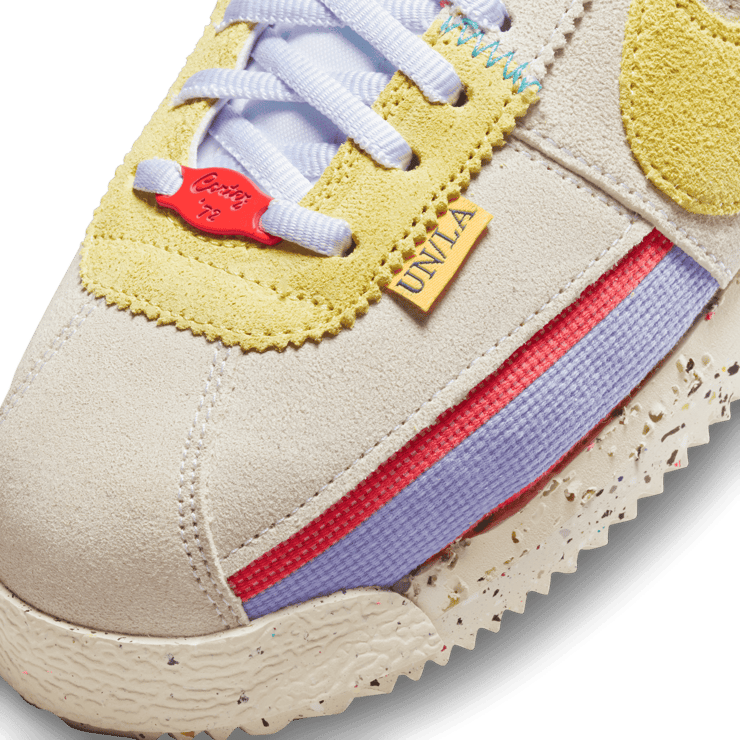 Nike Cortez Union Lemon Frost Angle 4