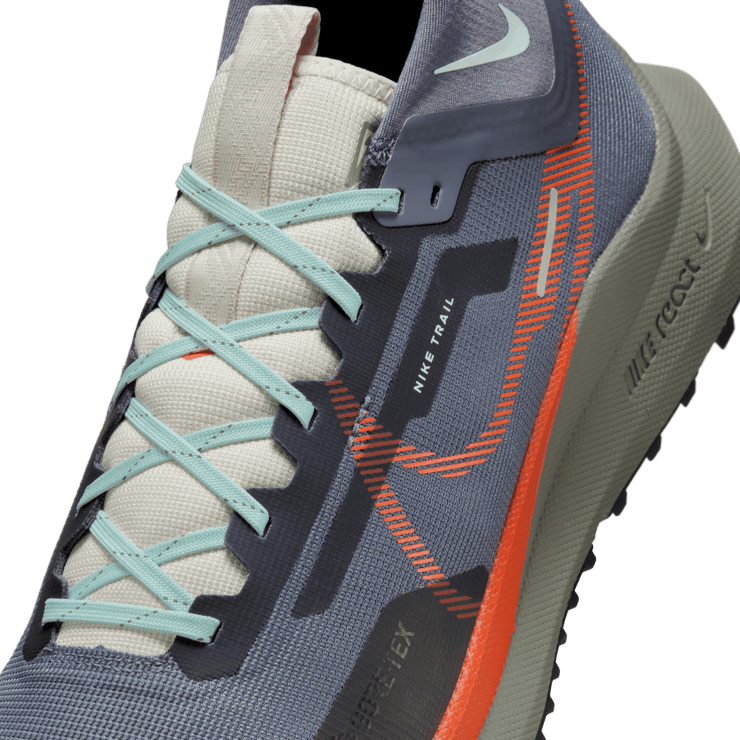 Nike React Pegasus Trail 4 GORE-TEX 'Light Carbon Dark Cosmic Clay' Angle 4