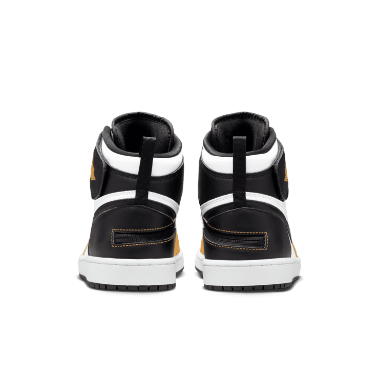Air Jordan 1 High FlyEase 'Yellow Ochre' Angle 3