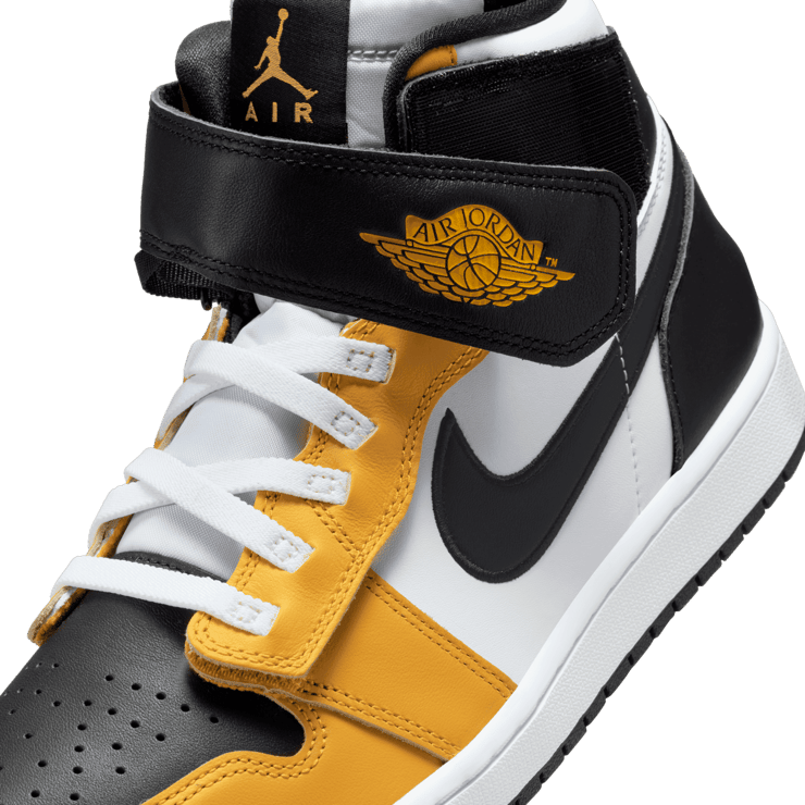 Air Jordan 1 High FlyEase 'Yellow Ochre' Angle 4