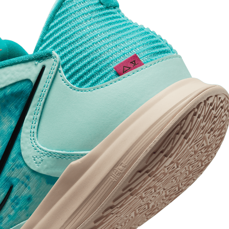 Nike Kyrie Low 5 Community Angle 5