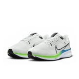 Nike Air Zoom Pegasus 40 Extra Wide 'Platinum Tint Green Strike' Angle 2