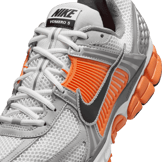 Nike Zoom Vomero 5 Platinum Tint Safety Orange Angle 4