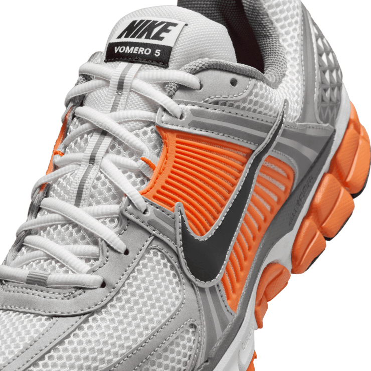 Nike Zoom Vomero 5 Platinum Tint Safety Orange Angle 4