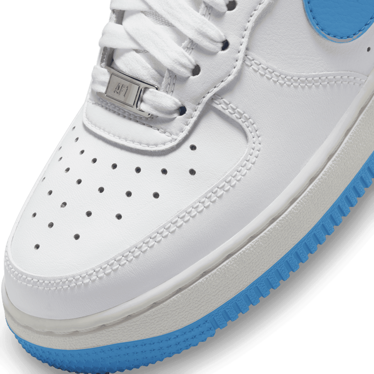 Nike Air Force 1 High University Blue (W) Angle 4