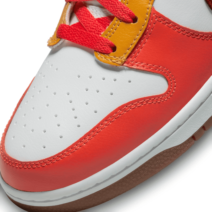 Nike Dunk High University Multi-Color Angle 4