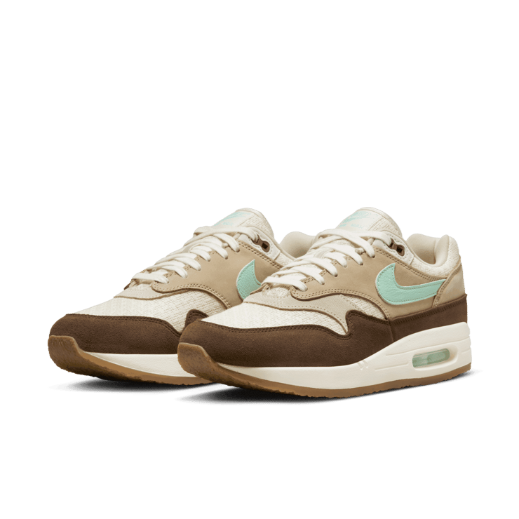 Nike Air Max 1 Premium Crepe Hemp Angle 2