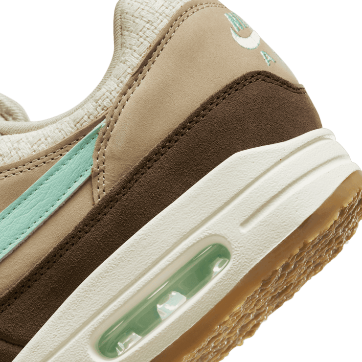 Nike Air Max 1 Premium Crepe Hemp Angle 5