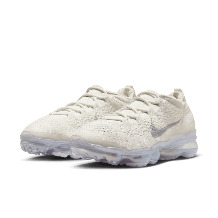 Nike Air VaporMax 2023 Flyknit 'Phantom' (W) Angle 3