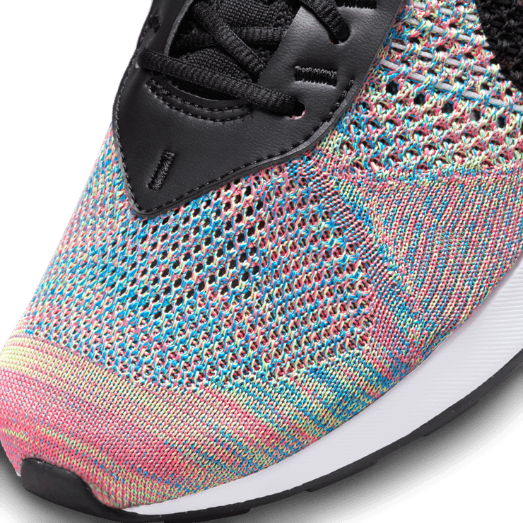 Nike Air Max Flyknit Racer Ghost Green Pink Blast Angle 4